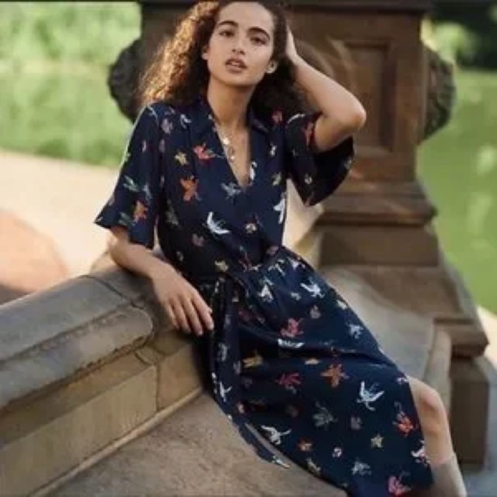 Maeve by Anthropologie Flutterby midi shirt dress- size Medium - Picture 2 of 5